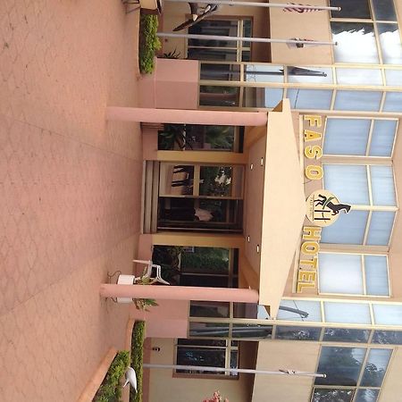 Faso Hotel Ouagadougou Dış mekan fotoğraf