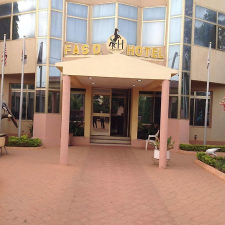 Faso Hotel Ouagadougou Dış mekan fotoğraf