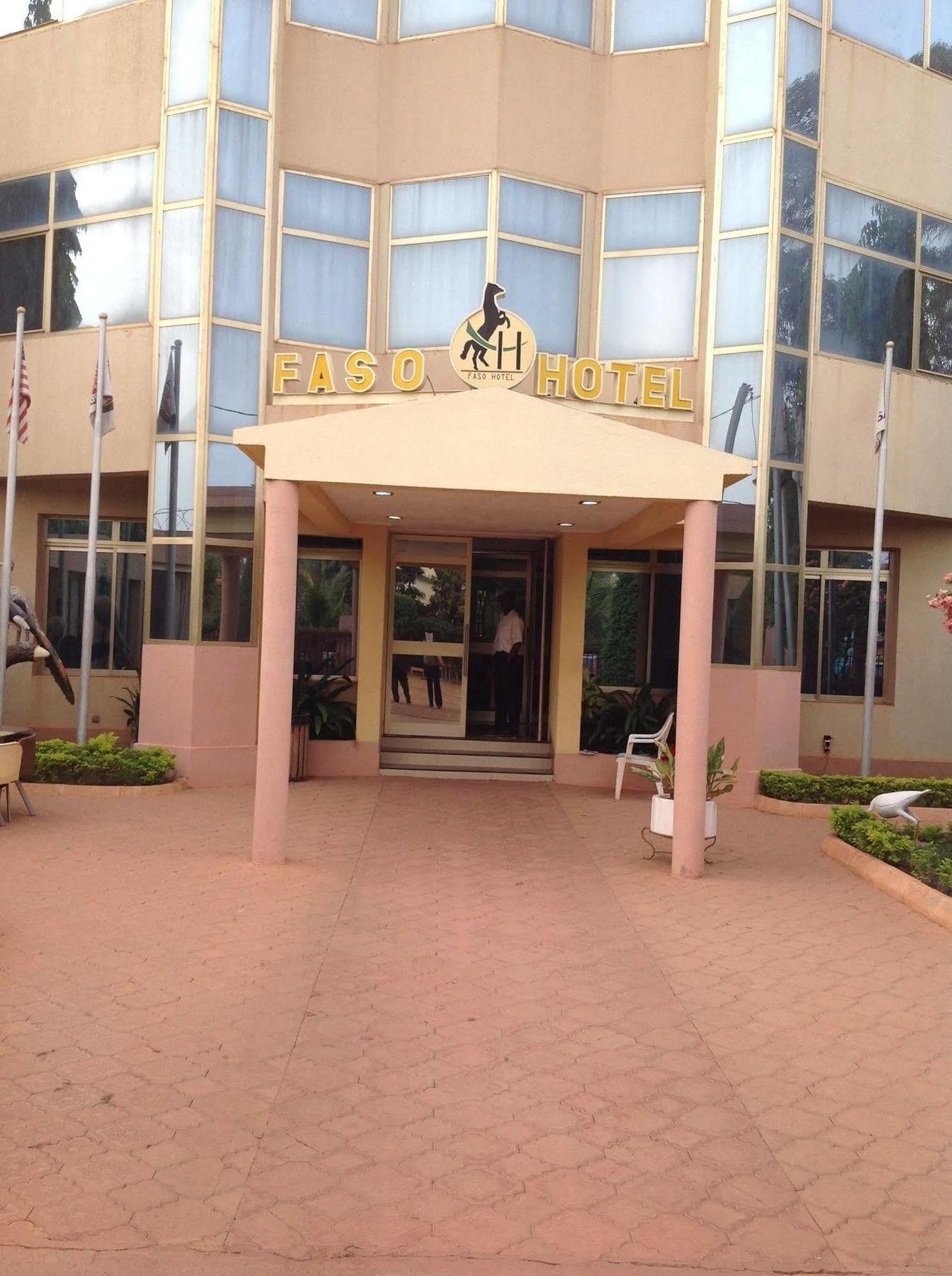 Faso Hotel Ouagadougou Dış mekan fotoğraf